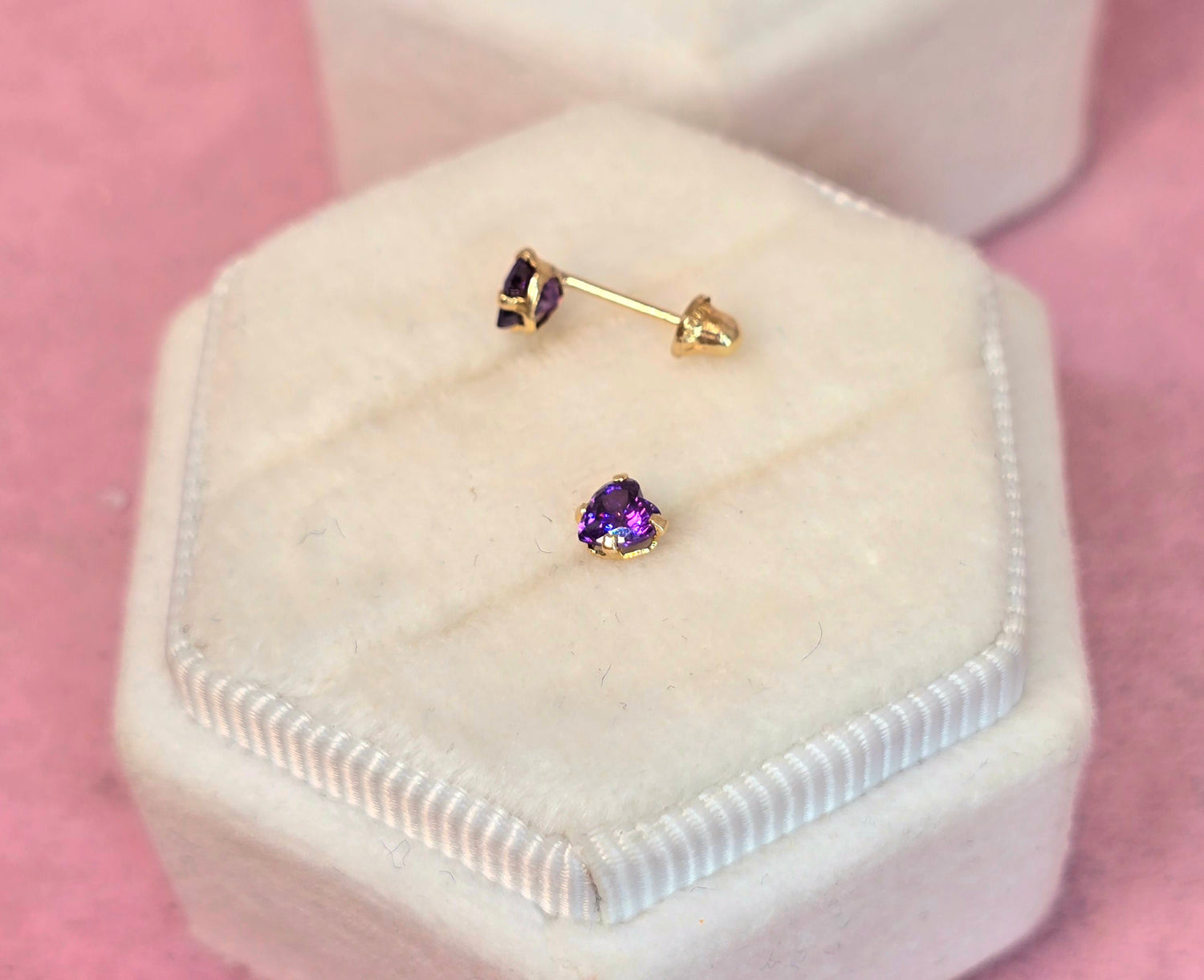 14k circon Corazón 4mm morado