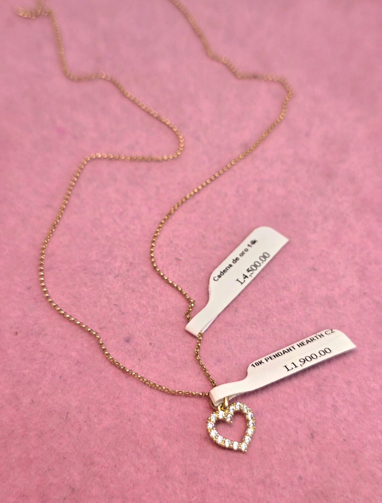 10k Dije de Corazón mediano con circones