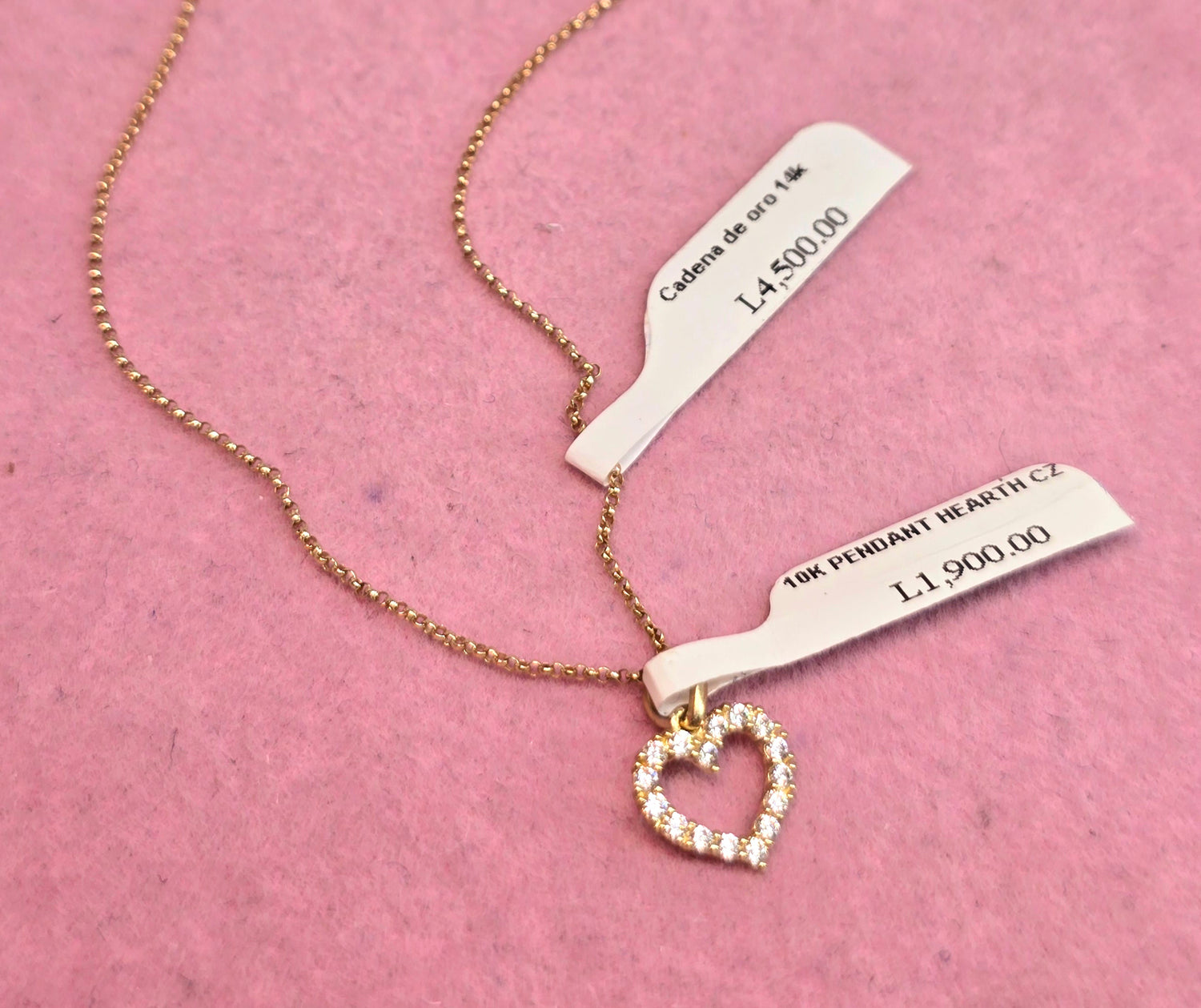 10k Dije de Corazón mediano con circones