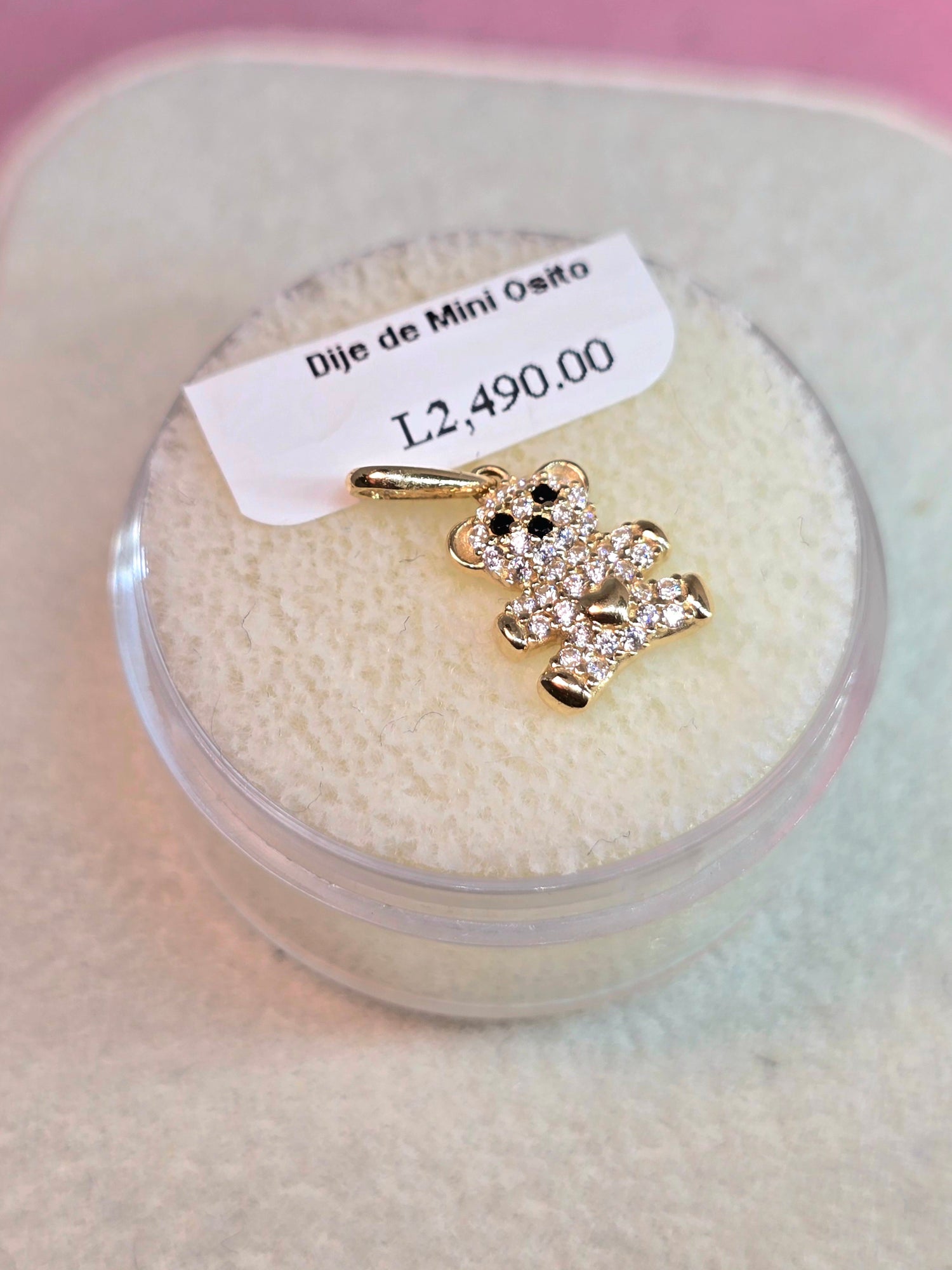 14K Dije de Osito con circones