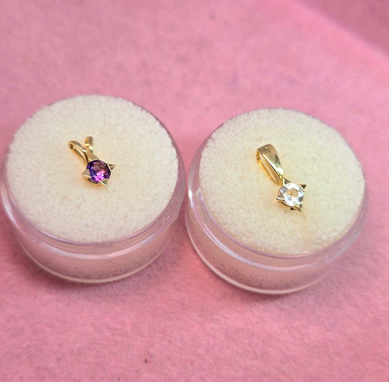 14K Dije de Piedra Nat morada