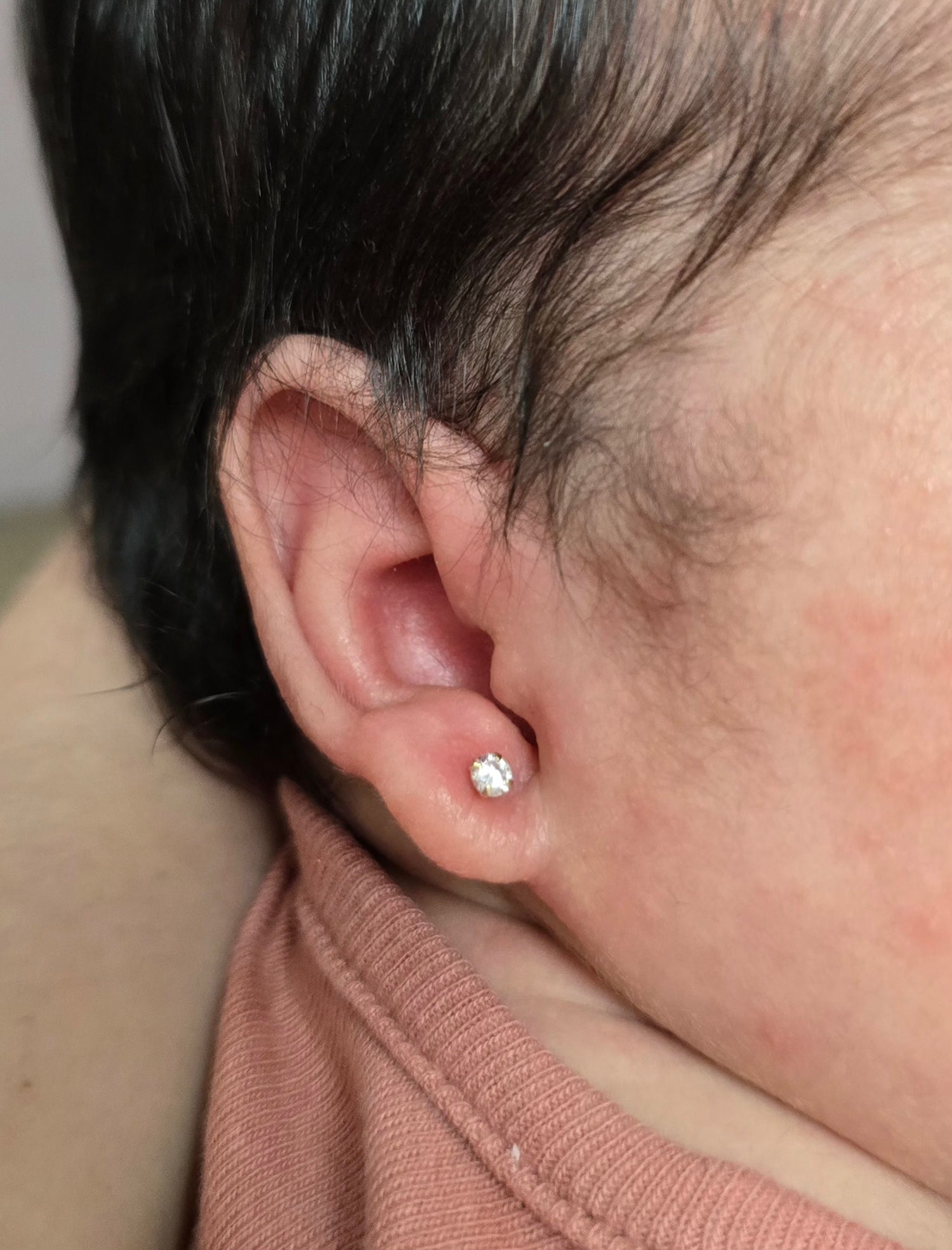 14k Arito Clasico circón 3mm transparente