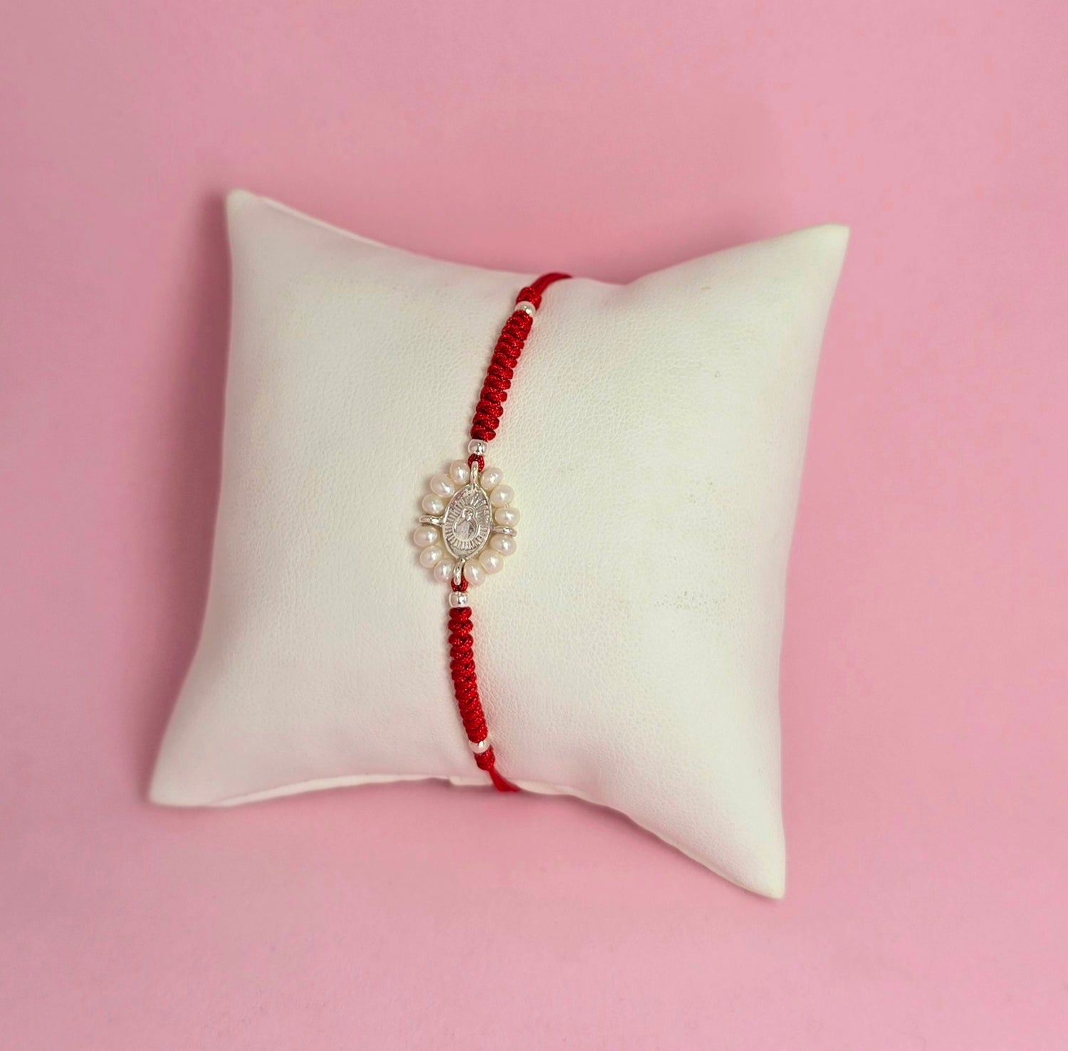 Pulsera Virgencita Halo de mini perlas