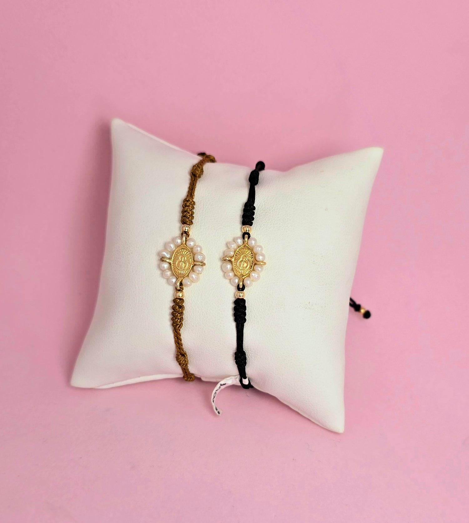 Pulsera Virgencita Halo de mini perlas