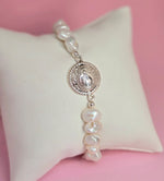 Pulsera Virgencita medalla con Perla kESHI