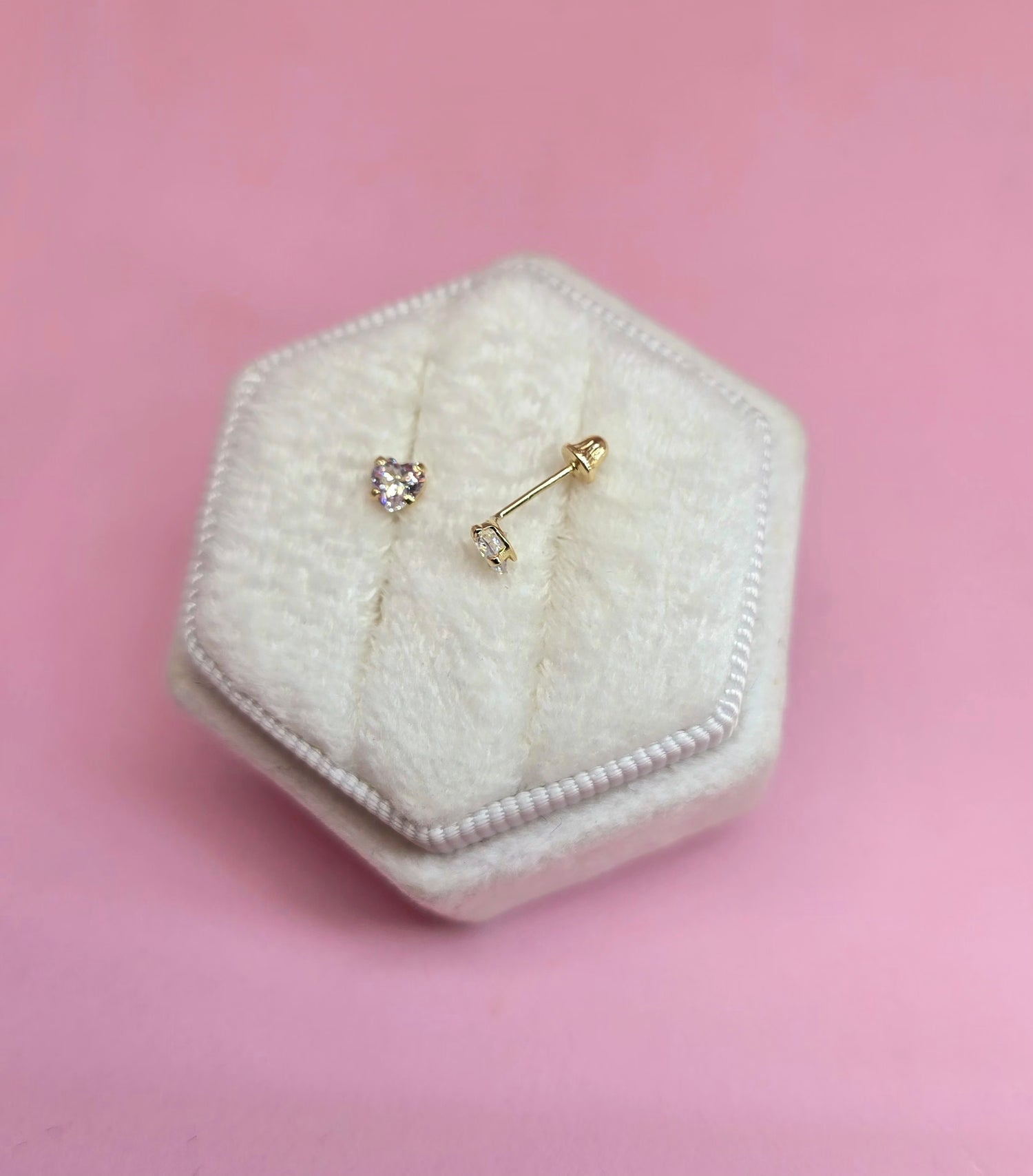 14k Arito Corazón 4mm transparente