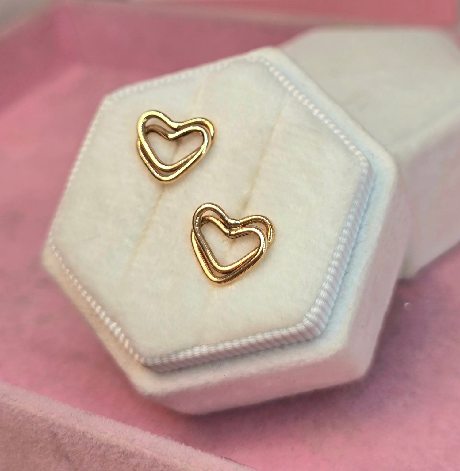 14K Corazon studs