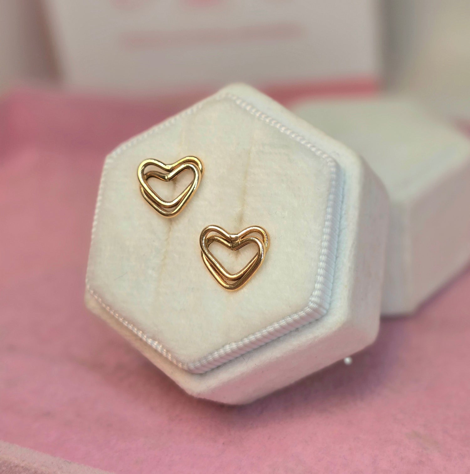 14K Corazon studs