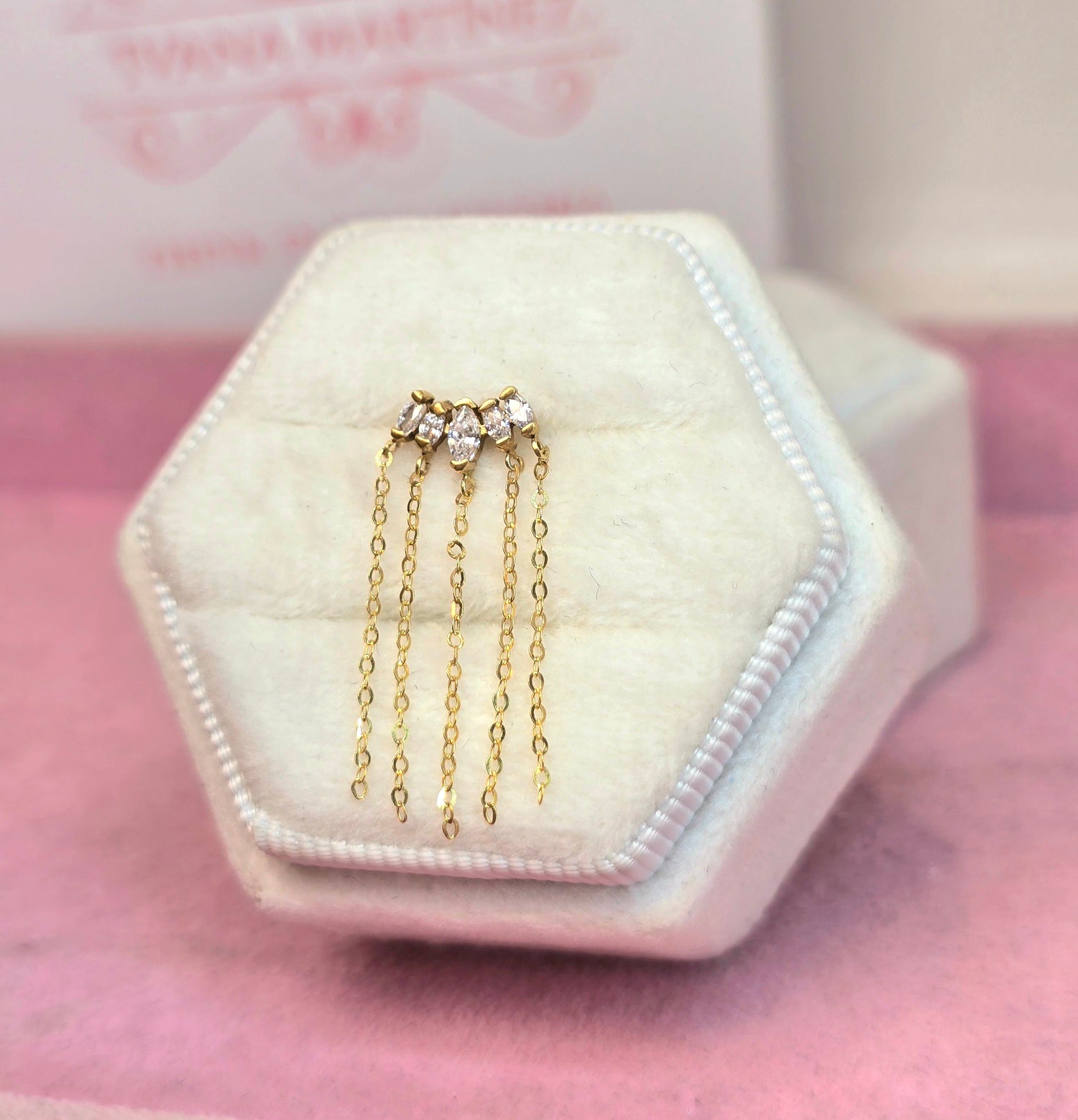 14K Piercing 5 almonds y cadena