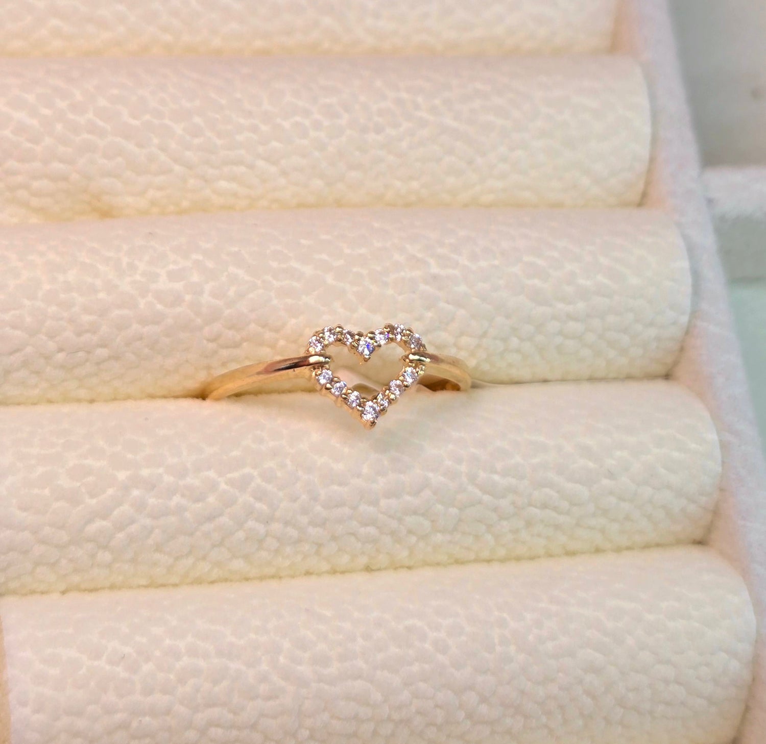 10K Anillo de Corazón de circones