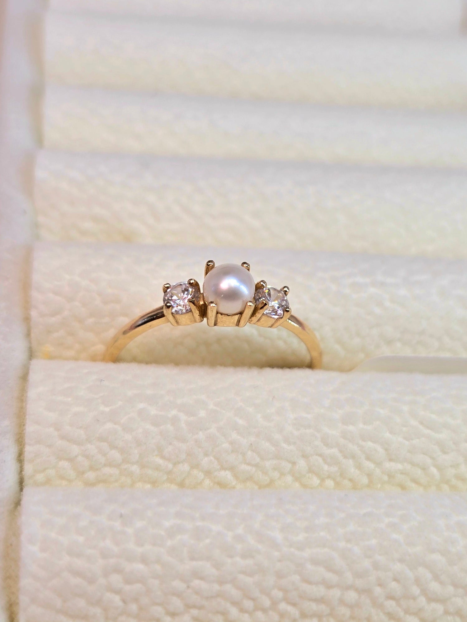 10K Anillo con Perla natural