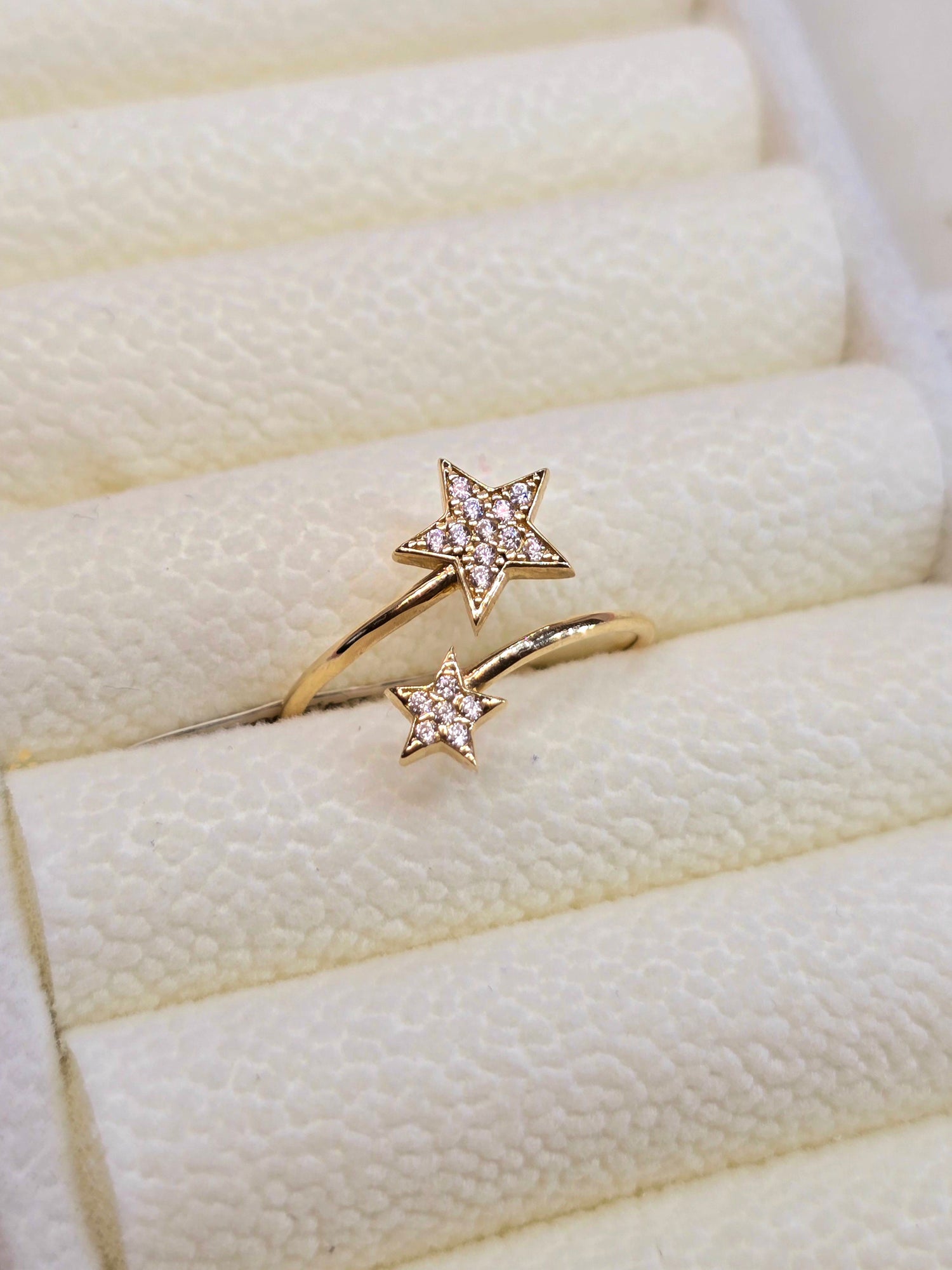 14K Anillo 2 Estrellas con circones