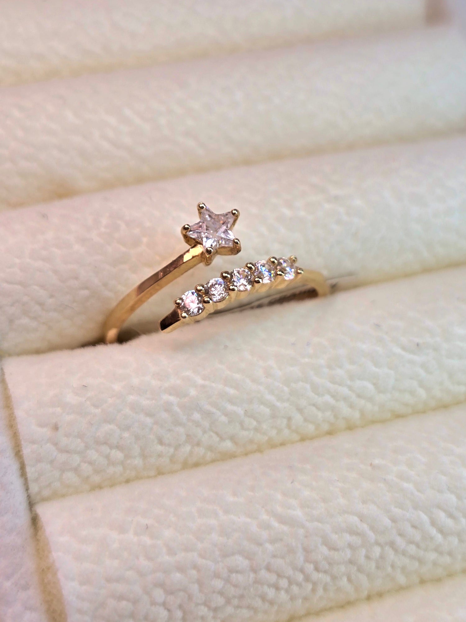 10K Anillo Circón de Estrella