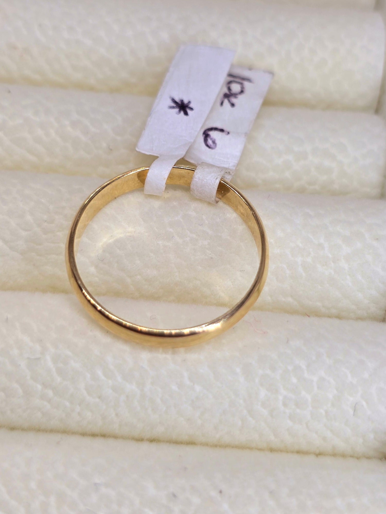 10K Anillo Banda lisa mediano