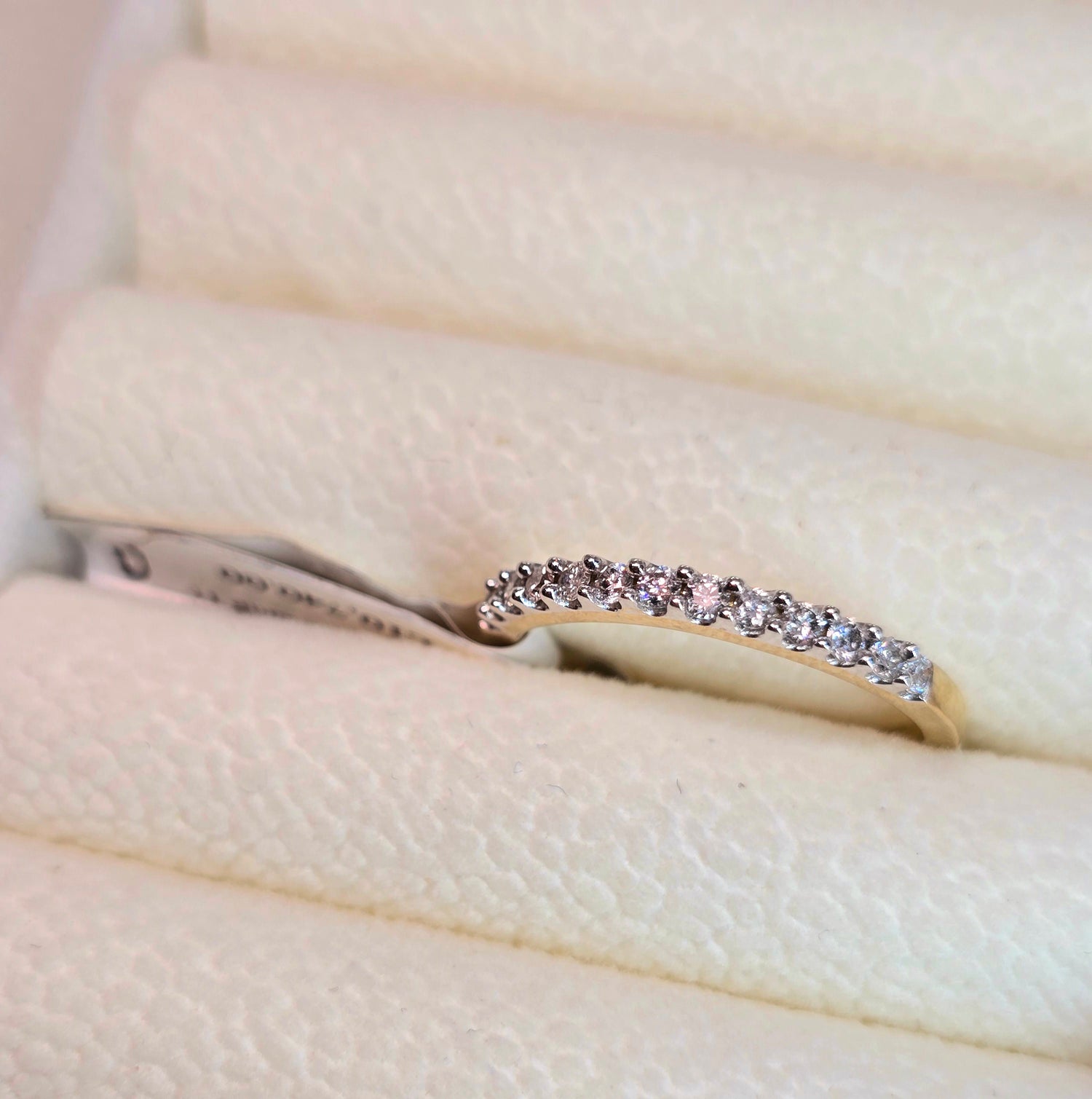 10K Anillo de Oro con diamantes