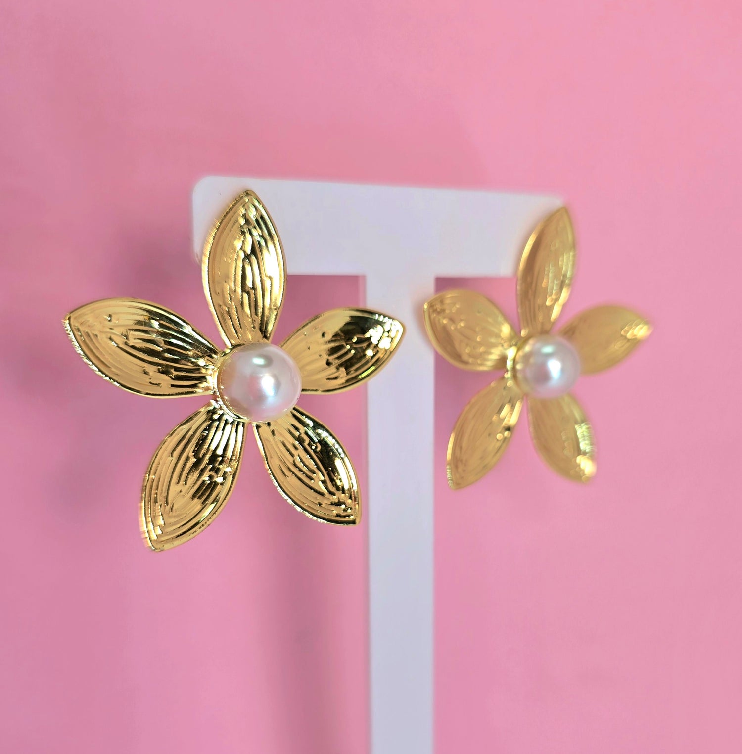 Aretes flor Brass