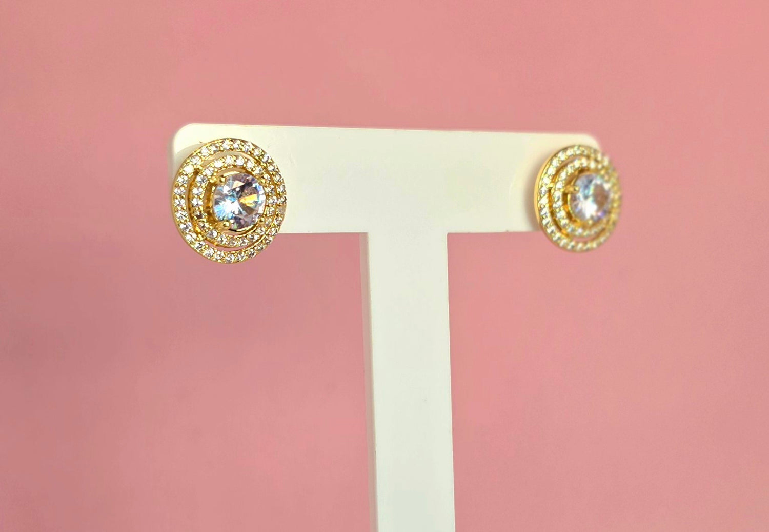 Brass stud doble linea de circones