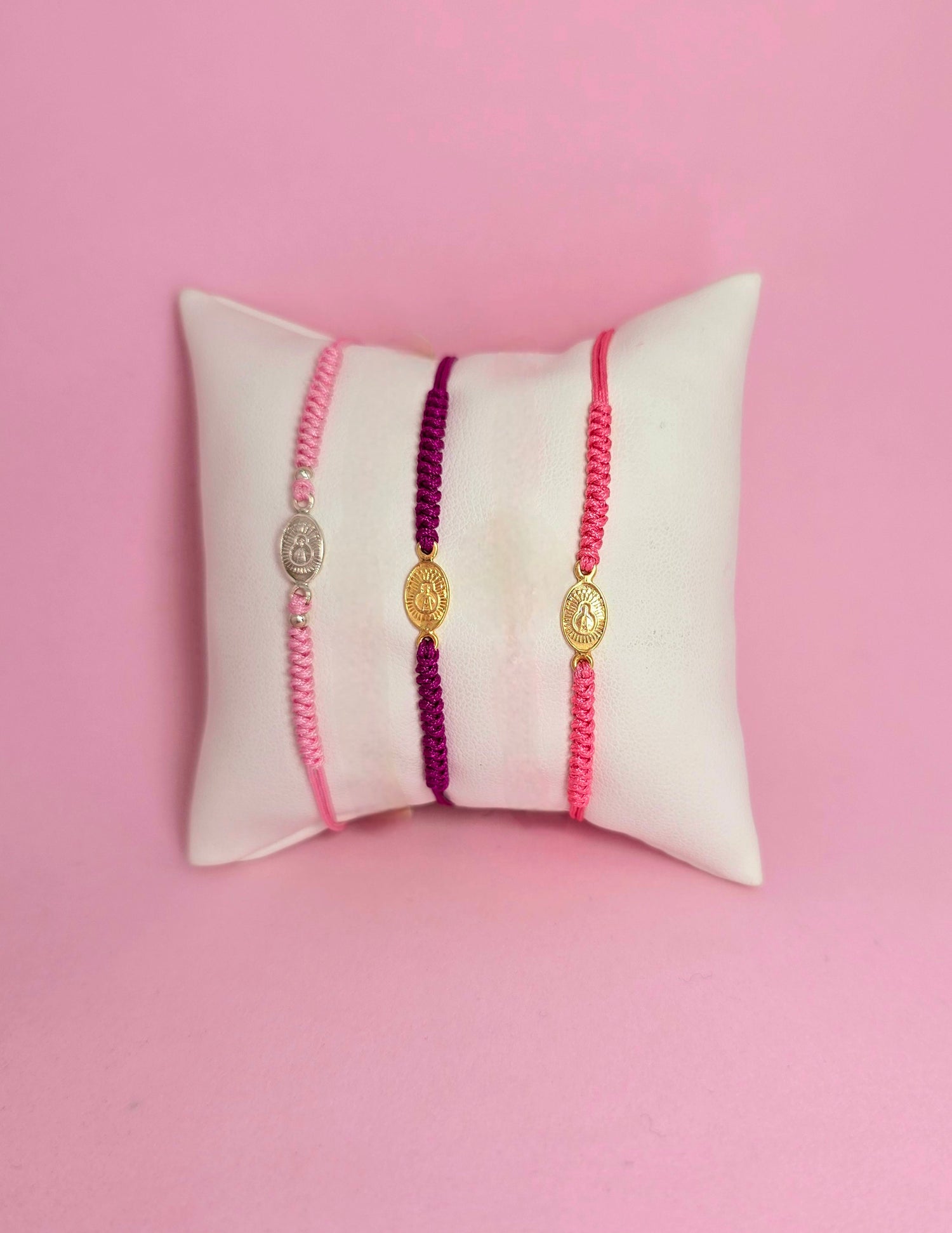 Pulsera Virgencita Mini clasica pink