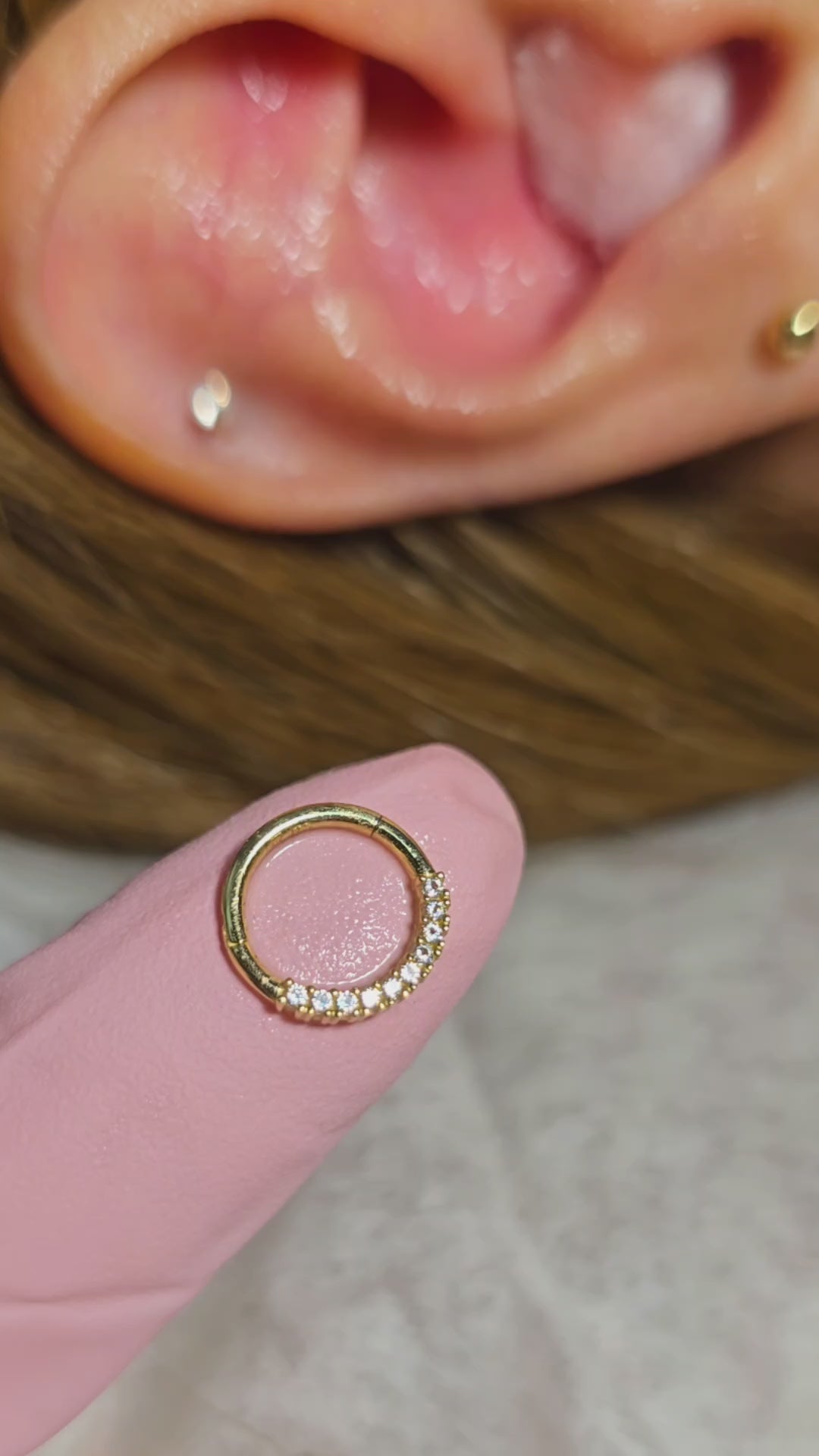 14k Daith piercing Temmis